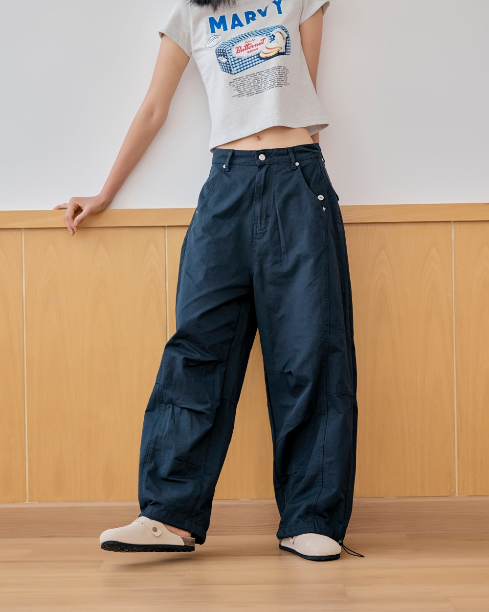 volume day pants