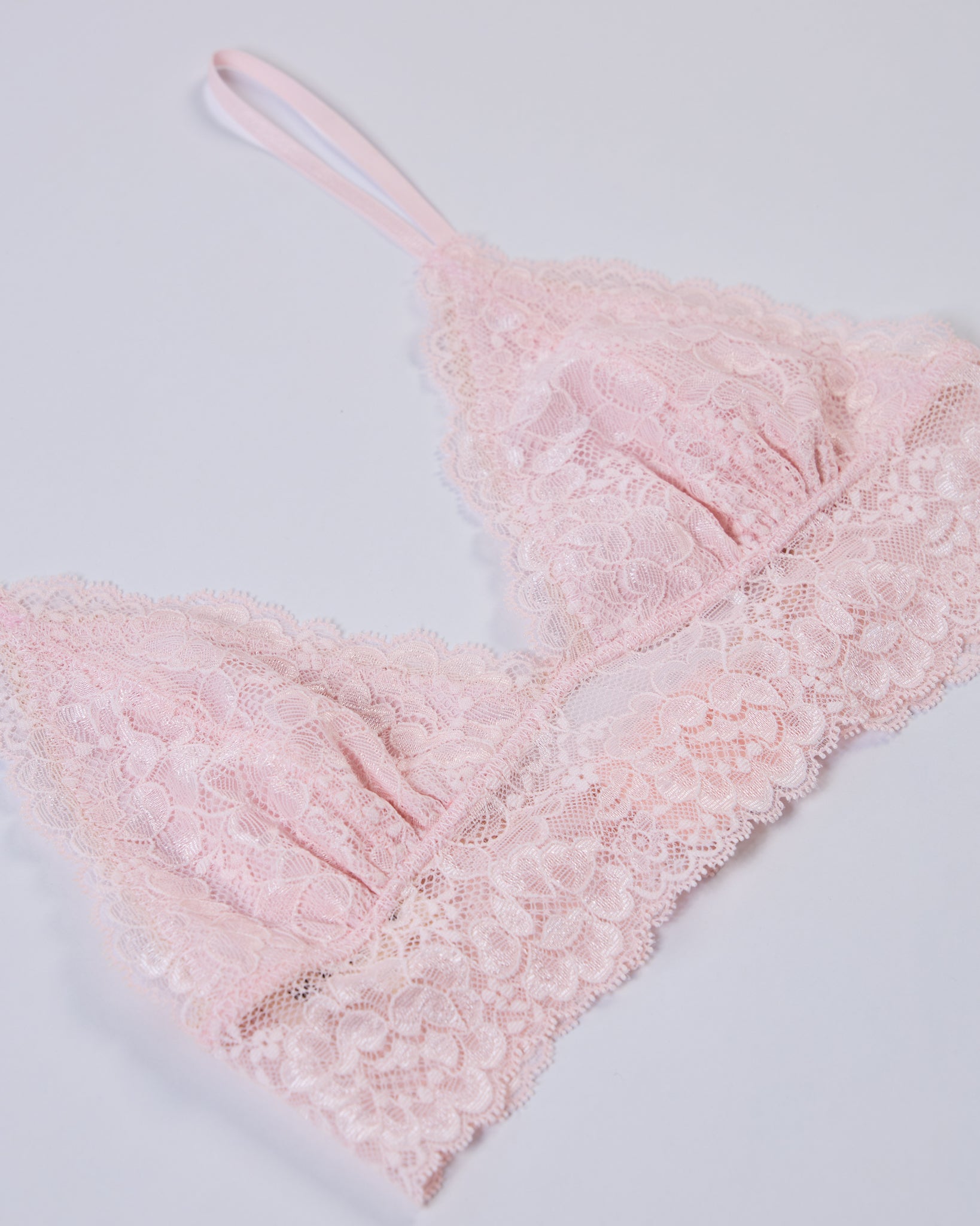 Marvy Petal Lace Bralette